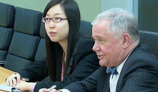 口譯翻譯現(xiàn)場圖片